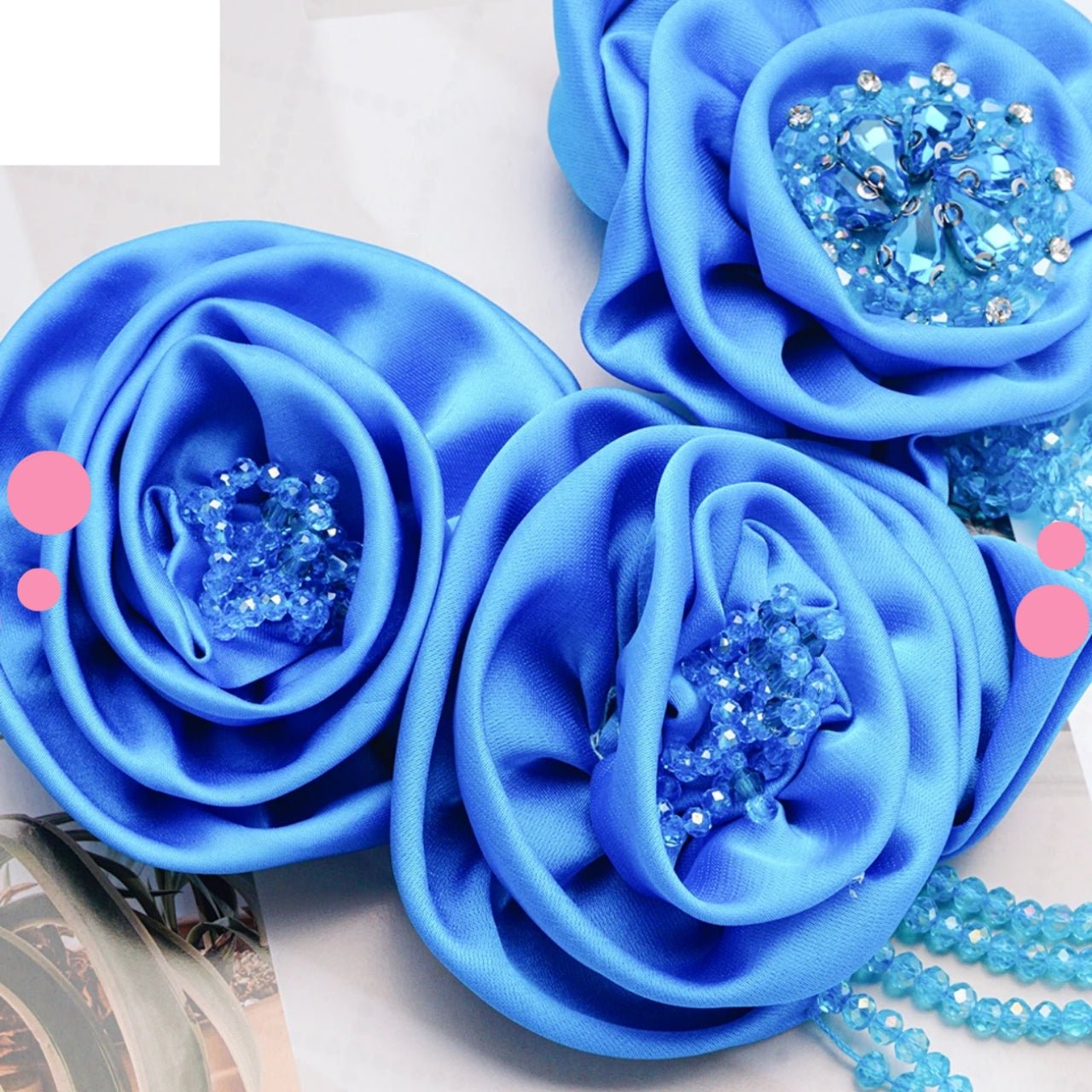 Accessoire Élégant pour Robe ou Tenue de Cérémonie - dramexmerceriegroupmercerie dakar senegal